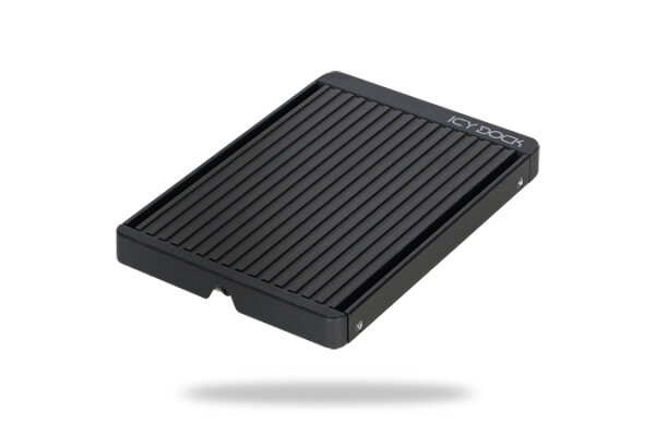 Adapter IcyDock M.2 NVMe to 2.5" U.2 NVMe SSD Converter