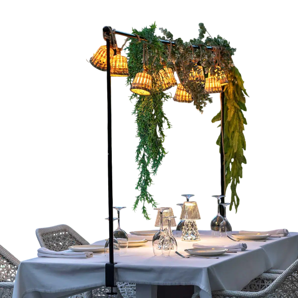 Newgarden Garland Lift 250 Negro ausziehbares Tischgestell für Girlanden schwarz