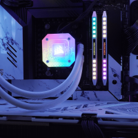 UltraGaming R9-7900X3D-4090