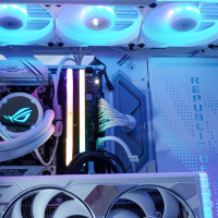 Ultra Gaming R7-9800X3D-RTX5080 OC 32GB RGB DDR5 4TB M2 16GB RTX5080 OC B850 WaKü WiFi7 1000W W11Pro White Edition