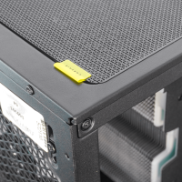 UltraGaming R7-7800X3D-RTX5080