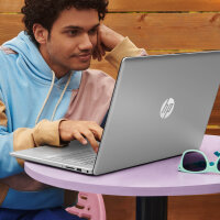 HP 17-cn3174ng Intel® Core™ i7 i7-1355U Laptop 43,9 cm (17.3") Full HD 16 GB DDR4-SDRAM 512 GB SSD Wi-Fi 6 (802.11ax) FreeDOS Silber